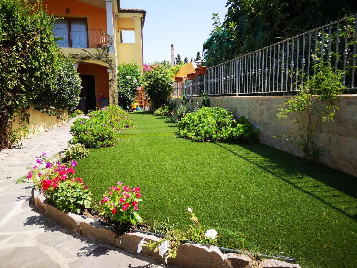 Casa Con Giardino Villa Olbia Eksteriør billede